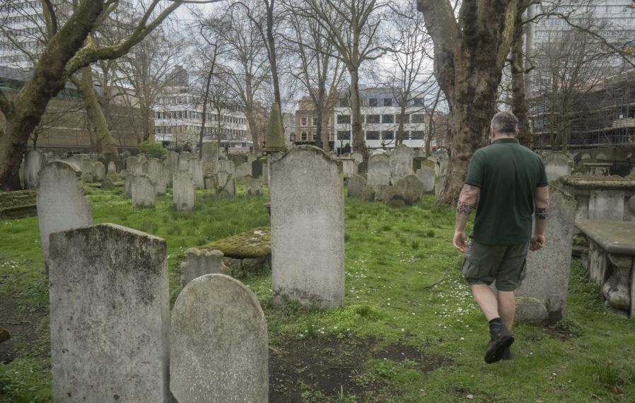 Bunhill Fields Middle Enclosure 4 Scaled 1