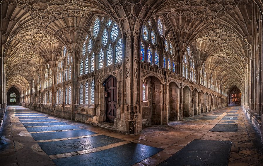 1600px The Cloisters At Gloucester Cathedral 1
