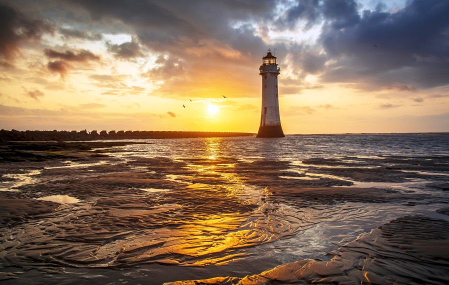 Perch Rock Lighthouse Gold Scaled 1