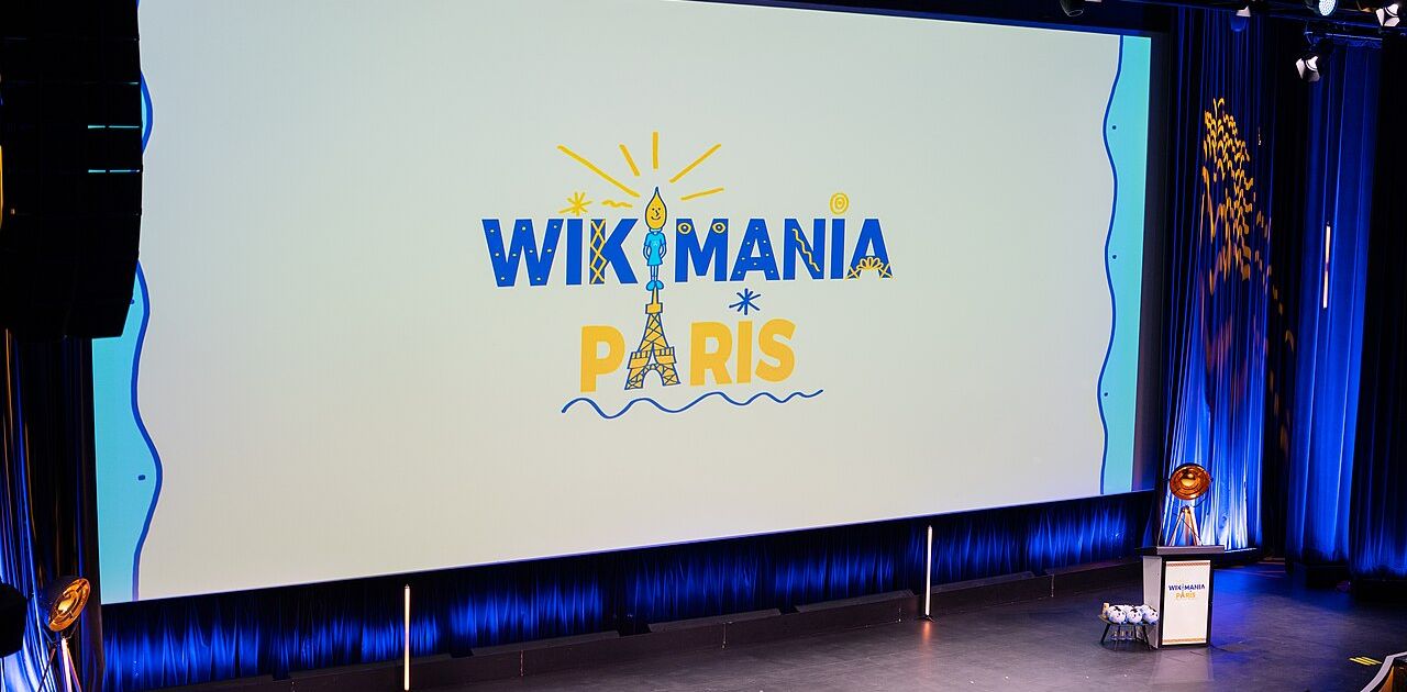 Wikimania Paris Main Screen Display