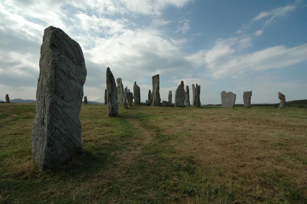 The Callanish stones, a prehistoric site on the Western Isles of Scotland - Image by lolaire~commonswiki